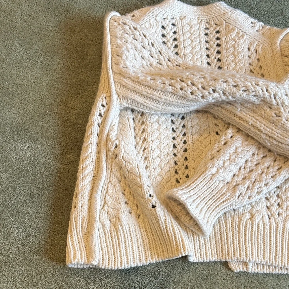 A.L.C. Cream Chunky Cable Knit 100% Merino Wool Cardigan Size XS - Picture 9 of 10